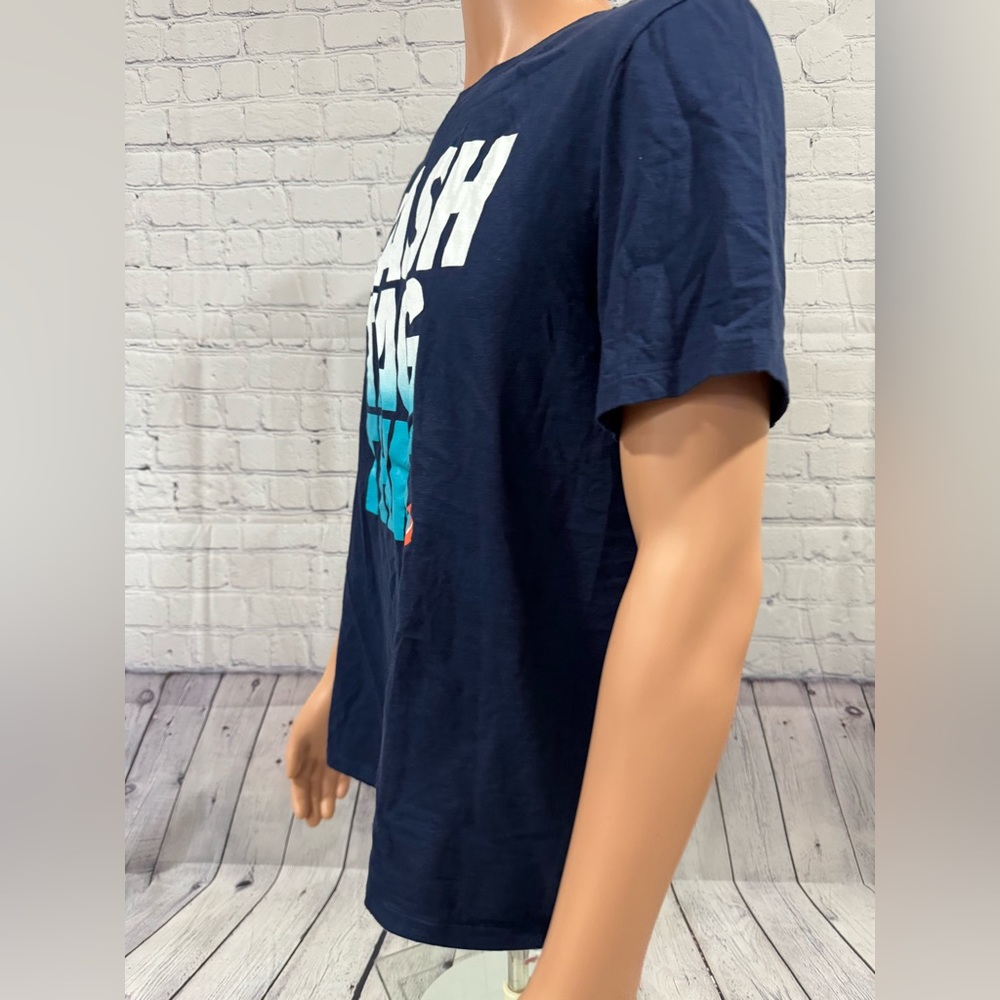 Nike Tee - Picture 8 of 8